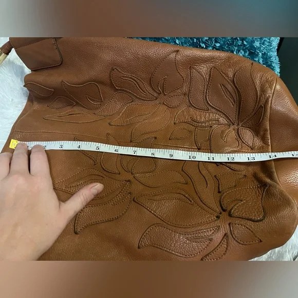 Foley + Corinna Lilli bucket tote in honey brown - Picture 12 of 13